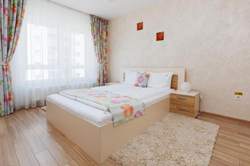 Coral Apartment with Balcony image 1