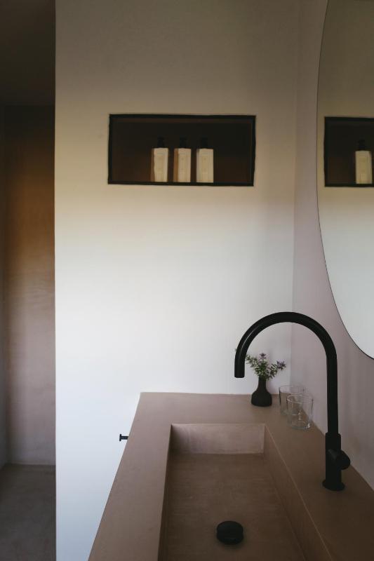 Double or Twin Room image 2