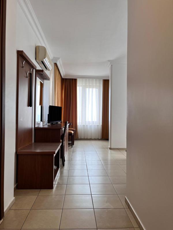 Junior Suite with Sea View image 1