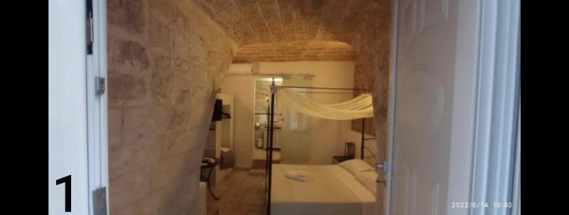 Large Double Room image 1