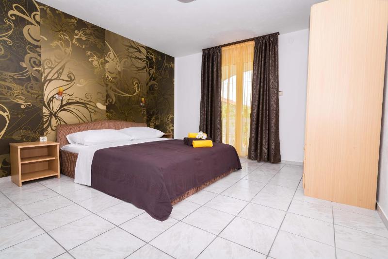 Apartments Ilak Images