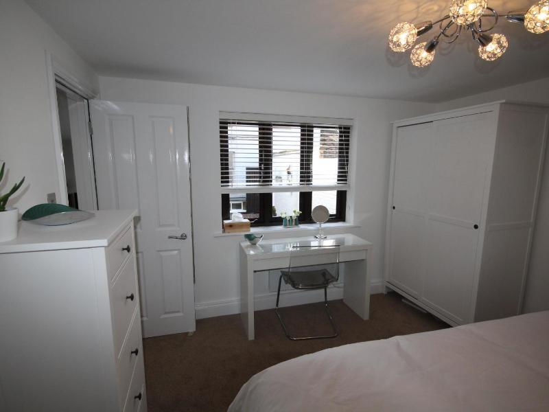 Apartment 4 - First Floor image 3