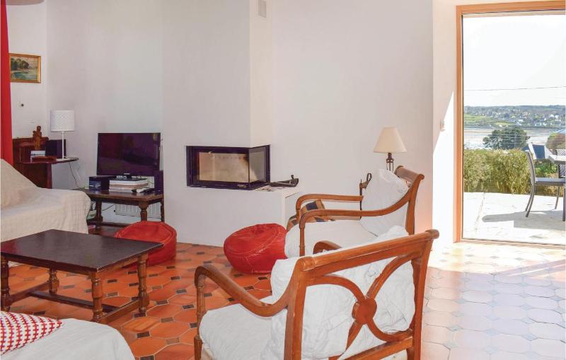 Stunning Home In Perros-Guirrec With Wifi - image 35