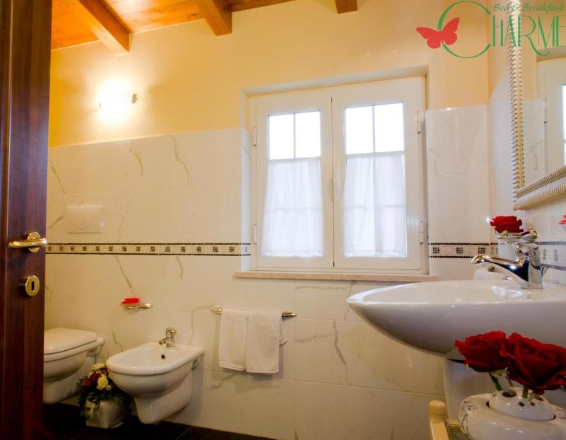 Standard Double Room image 2