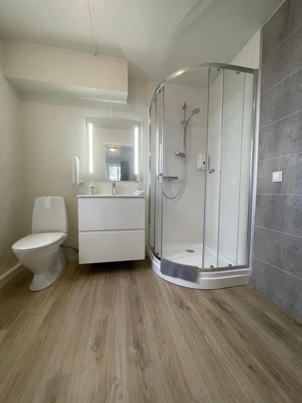 Double or Twin Room with Private Bathroom image 4