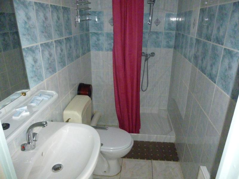 Triple Room image 2
