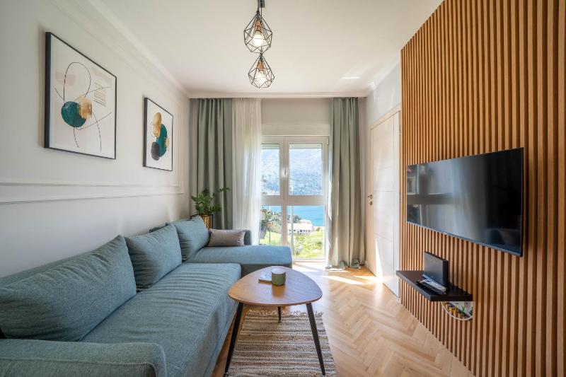 Luxury D&D Apartment Images
