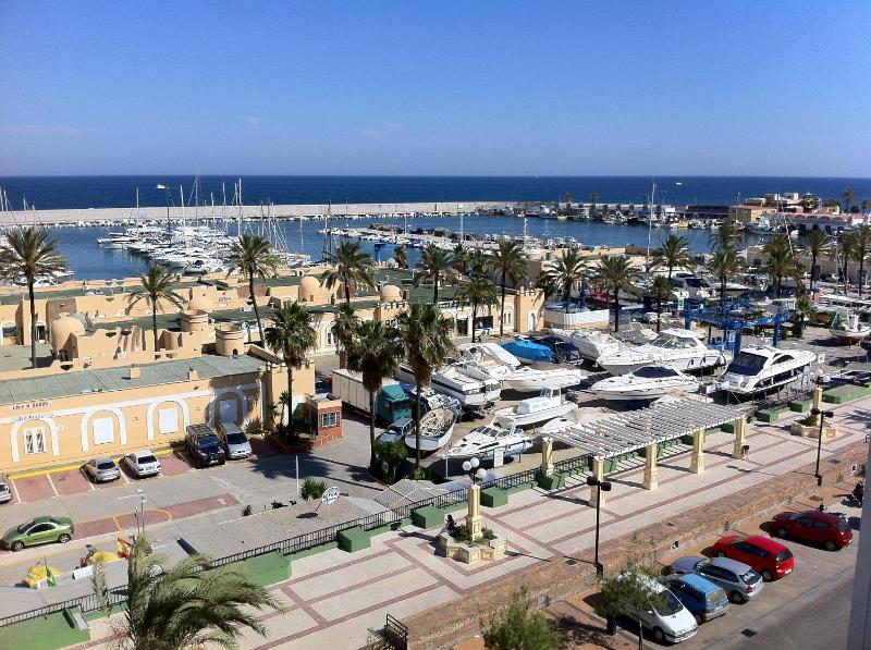 Hotel Apartamentos Pyr Fuengirola - image 15