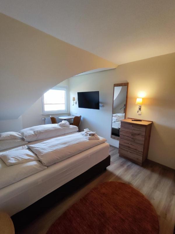 Apartment image 3