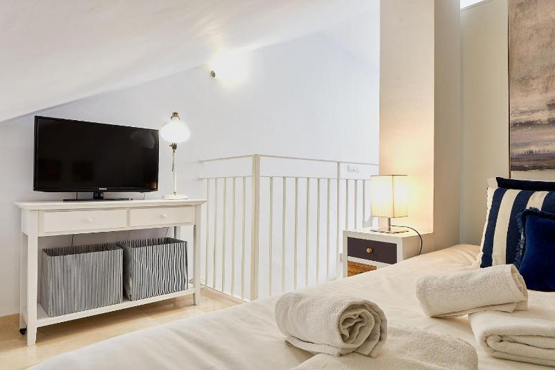 Hanna Apartment in Malaga by Solaga Holiday Homes - image 2