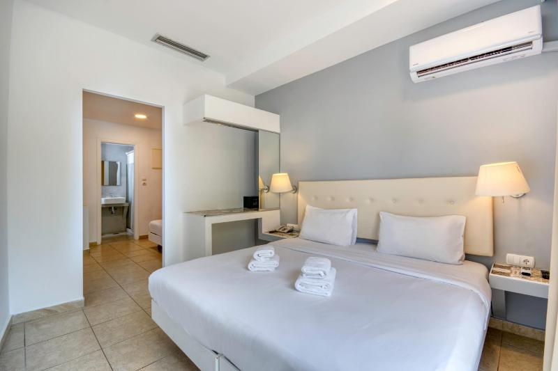 Triple Room image 1