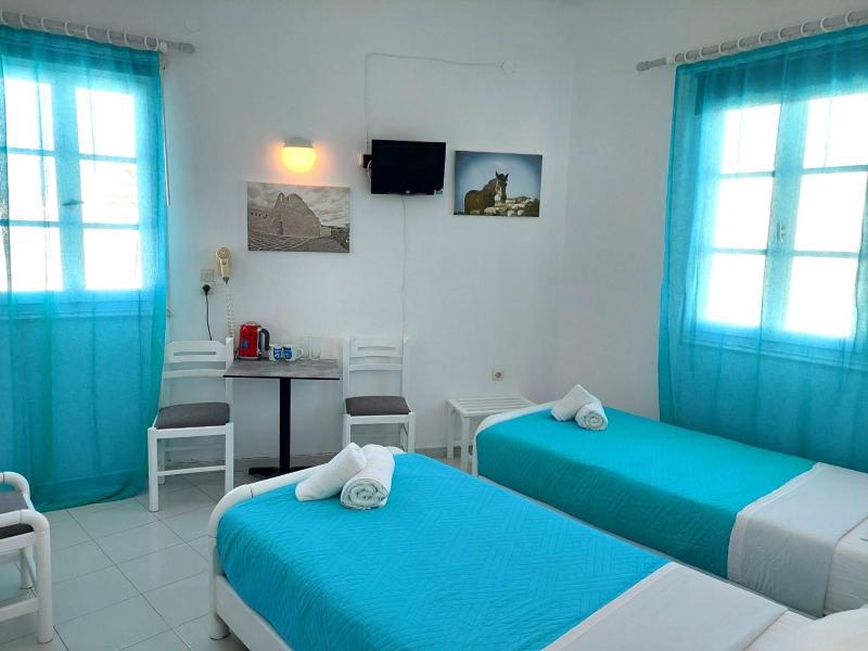 Double Room image 1