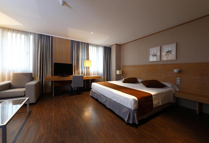 Junior Suite image 2