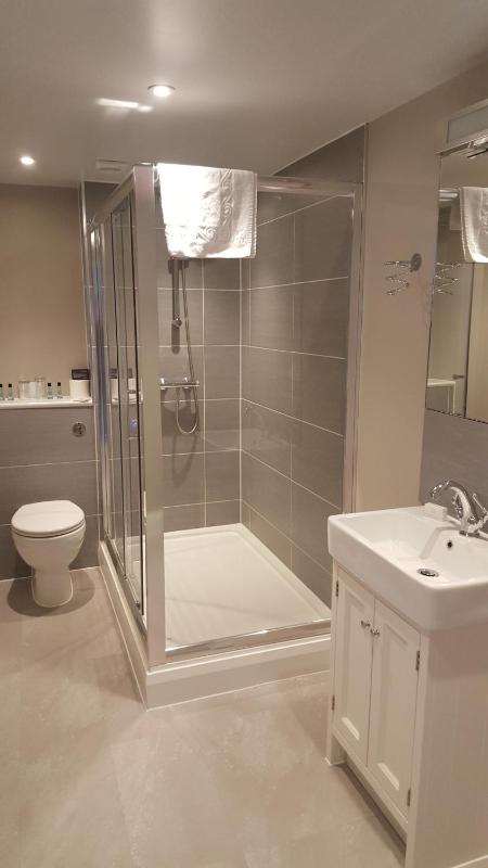 Superior Double or Twin Room image 2