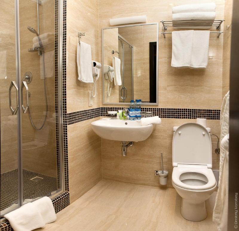 Superior Twin Room image 2