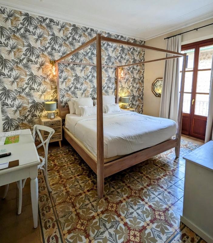 Superior Double Room image 4