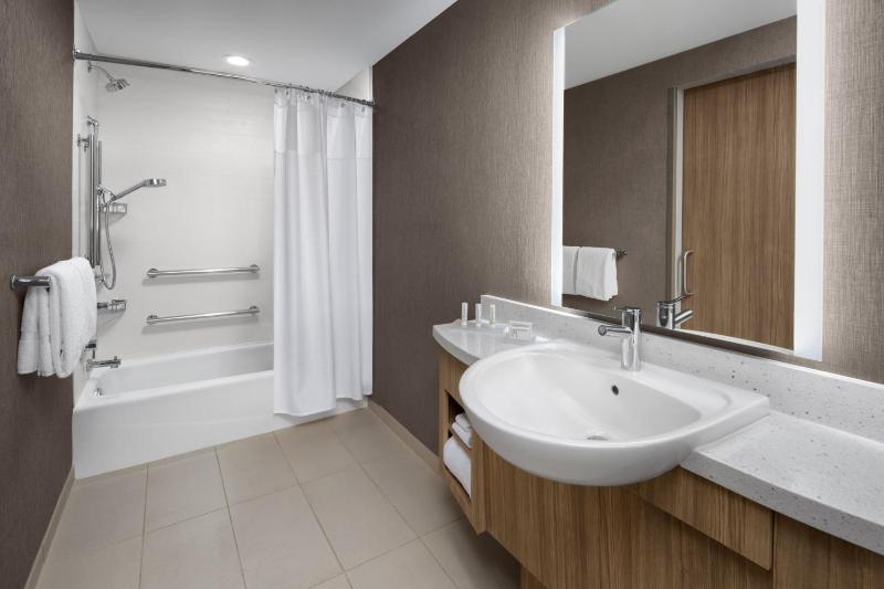 Suite with 2 Queen Beds, Trundle Bed image 3