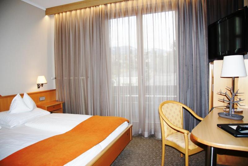 Budget Double Room image 1