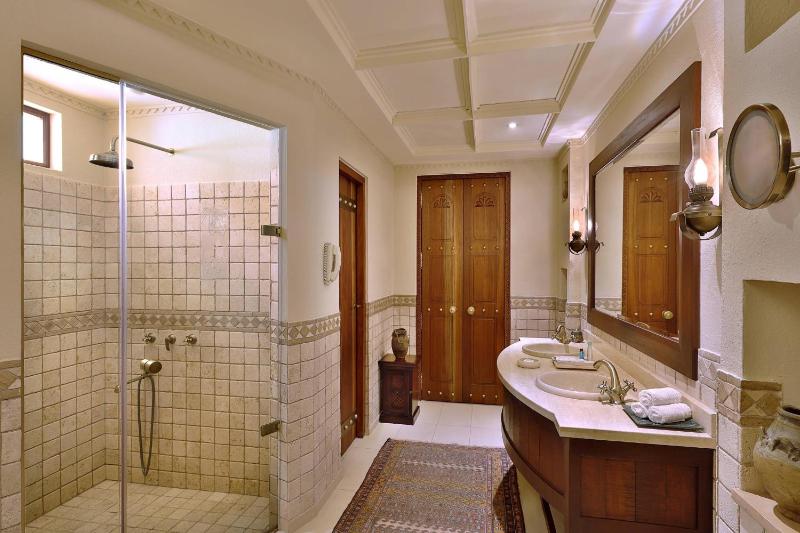  Bedouin Villa, 1 Bedroom, 1 King, Private Pool & Terrace, Full Board Inclusive of 2 Desert Activities image 4