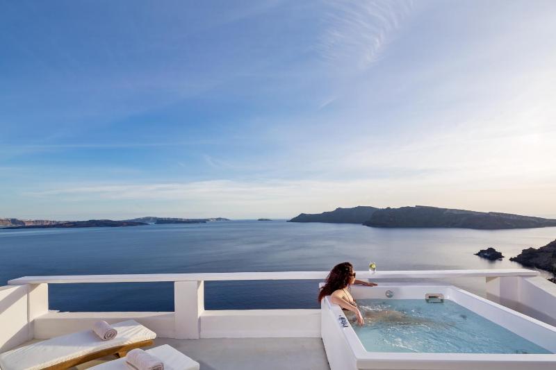 Pure Bliss Villa with Sea View and Private Hot Tub image 1