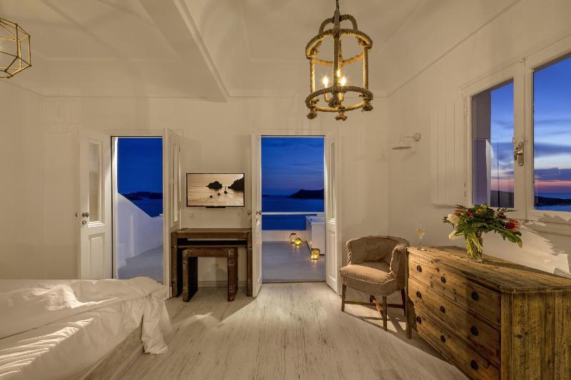 Pure Bliss Villa with Sea View and Private Hot Tub image 4