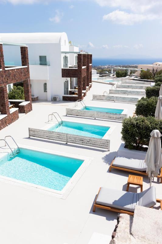 Executive Suite with Private Pool image 2
