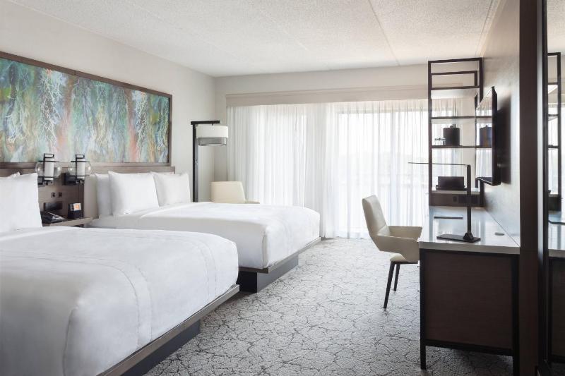 Marriott Savannah Riverfront - image 39