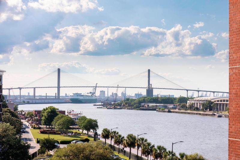 Marriott Savannah Riverfront - image 21