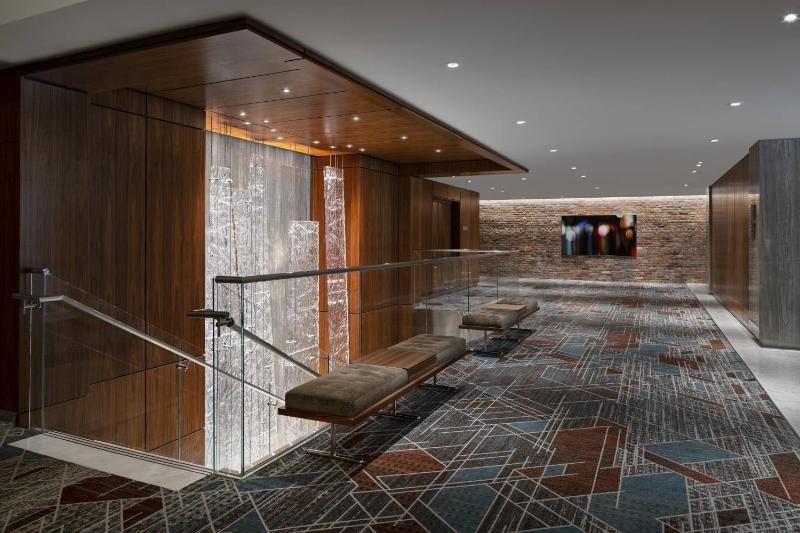 Courtyard by Marriott Washington Downtown/Convention Center - image 4