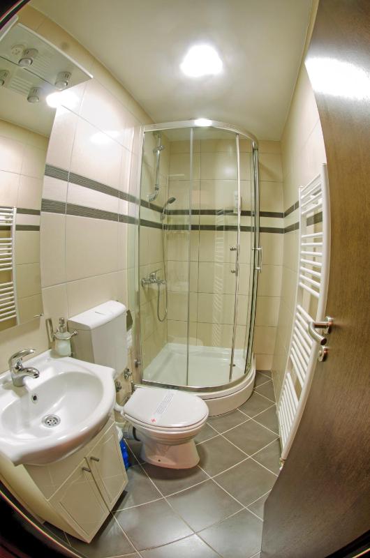 Double Room with Balcony image 4