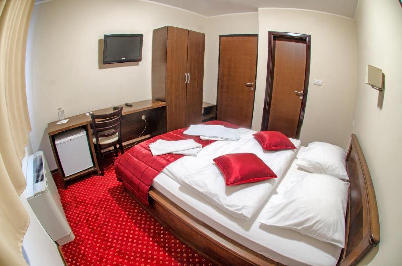 Single Room with Balcony image 4