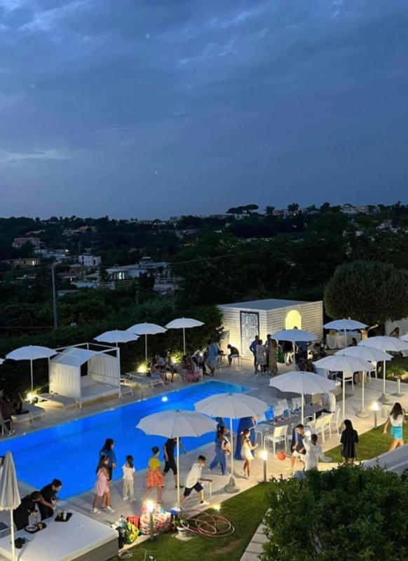 Double Room with Terrace image 4