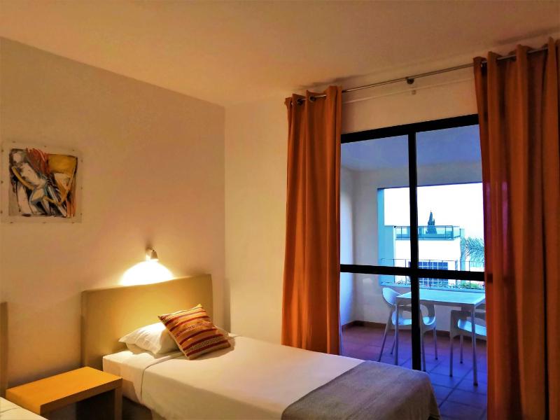 One-Bedroom Apartment image 4