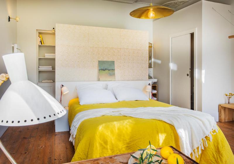 Double Room with Garden View image 1