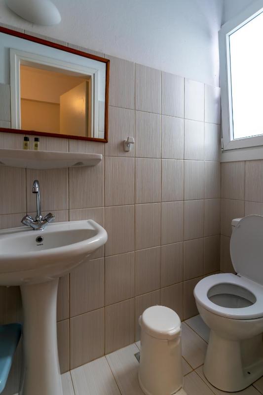 Single Room image 2