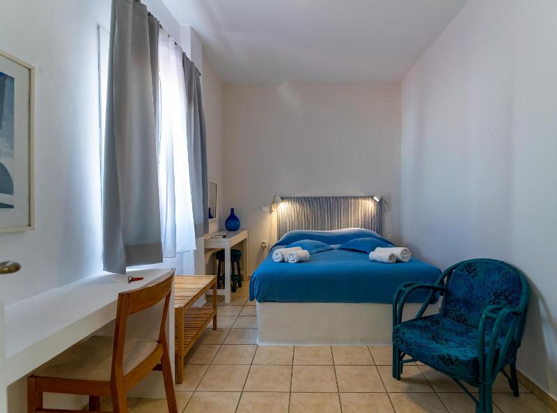 Double or Twin Room image 2