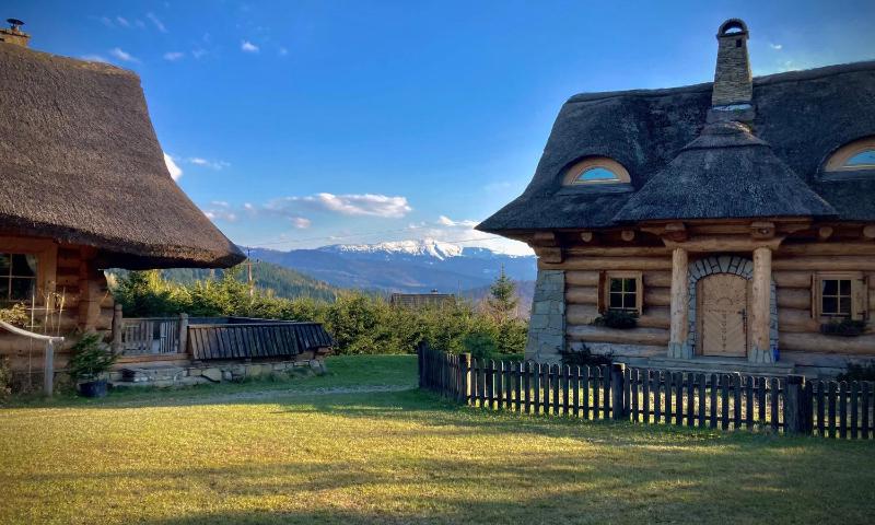 Big Chalet image 3