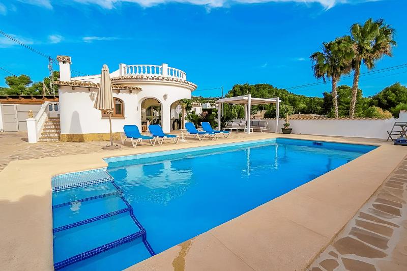 El Bruni - modern villa close to the beach in Benissa - image 8