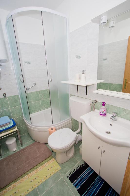 One-Bedroom Apartment with Balcony image 2