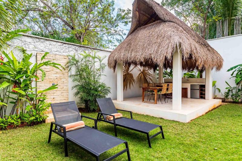 Villa Ek'Balam & Villa Flamingo Luxury Villas Private Pool Private Garden Jacuzzi 24h Security - image 36