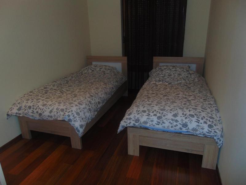 Two-Bedroom Apartment (6 Adults) image 4