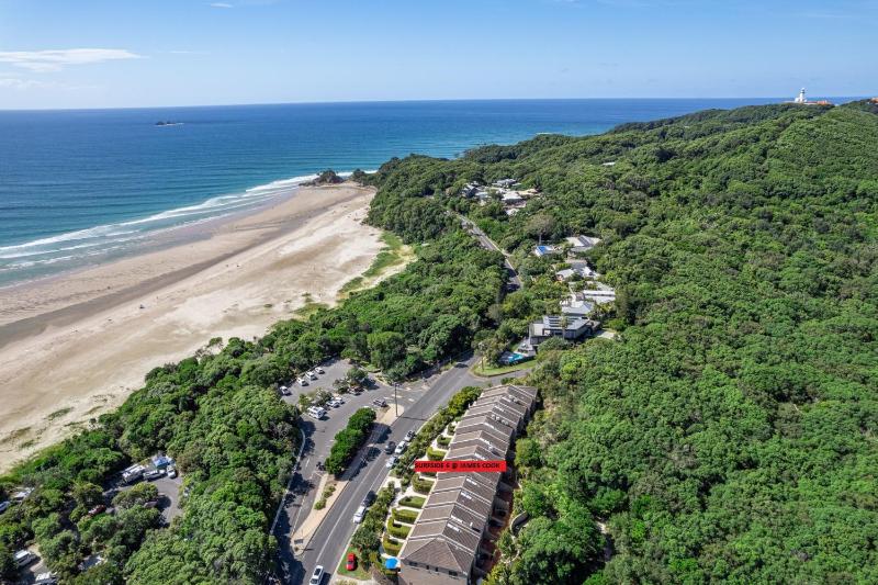 surfside6 @ james cook - Clarkes Beach - image 16