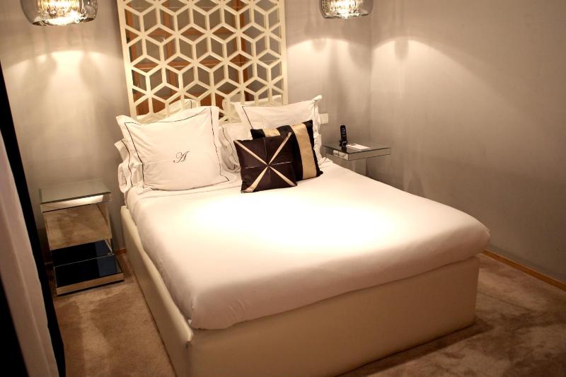 Apartment (4 Adults) image 3