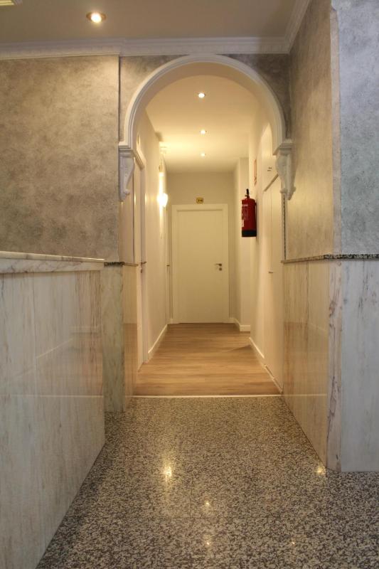 Hostal Sonia Granada - image 2