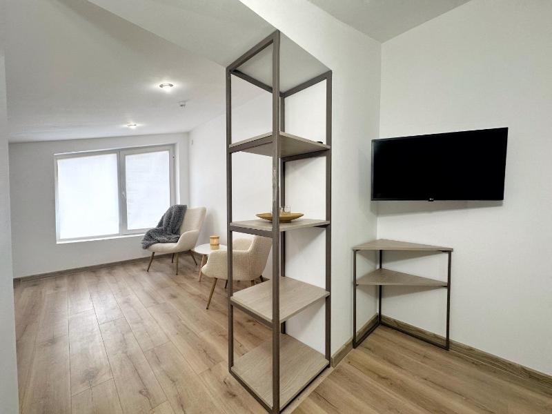 King Studio image 1