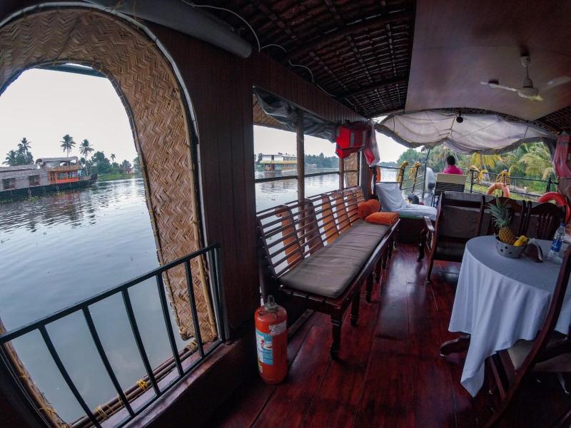 Kalappura Houseboats & Tours - image 6