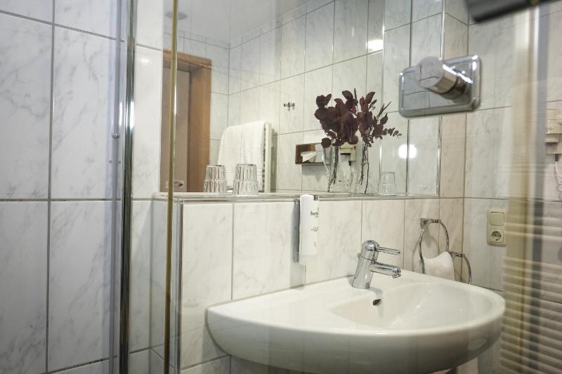 Double or Twin Room image 1