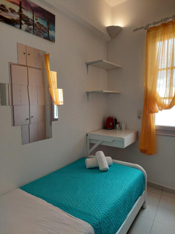 Single Room image 1