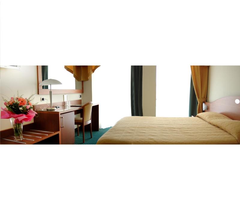 Hotel Capri Bardolino 3S - image 33