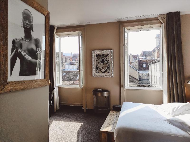 Superior Double Room image 4